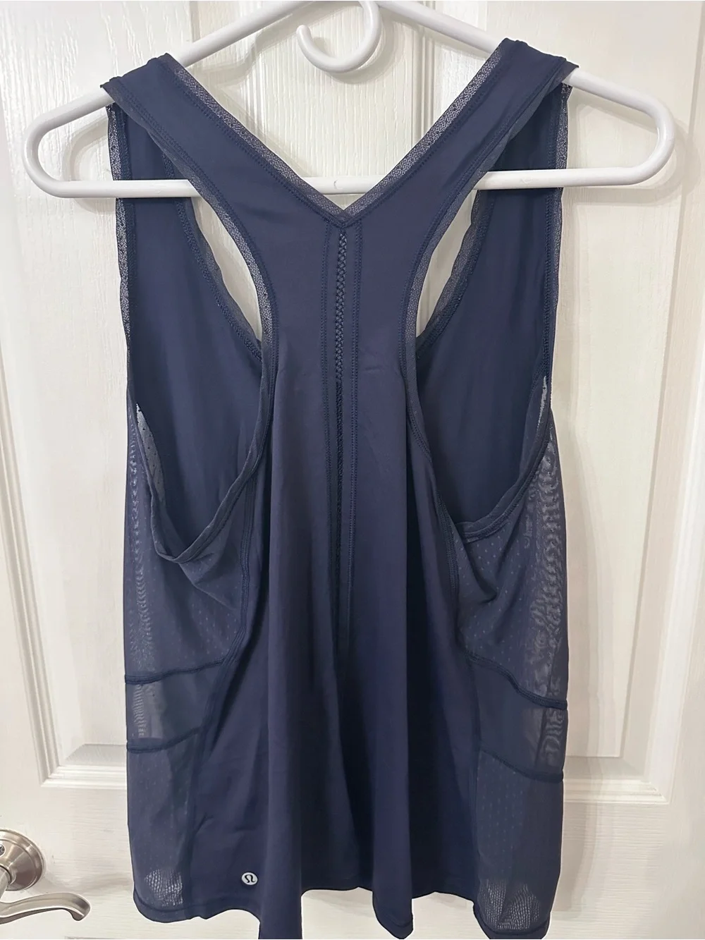 Lululemon Embodiment Tank Top Midnight Navy Mesh, size 10